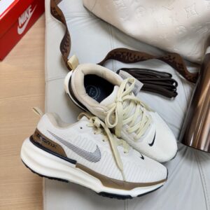 Tênis Zoom X Invincible Run 3 — Corrida Sem Limites, Conforto Extremo