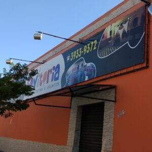 Criação de Arte Digital para Lona (até 9m²)